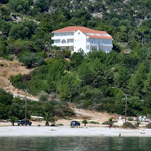 2* Appart hôtel Filoxenia &